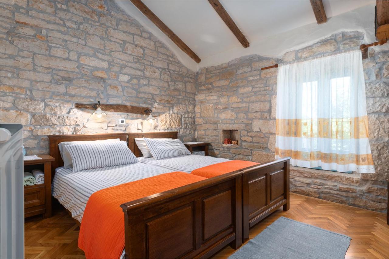 Villa Janko Sveti Lovreč Pazenatički Екстериор снимка