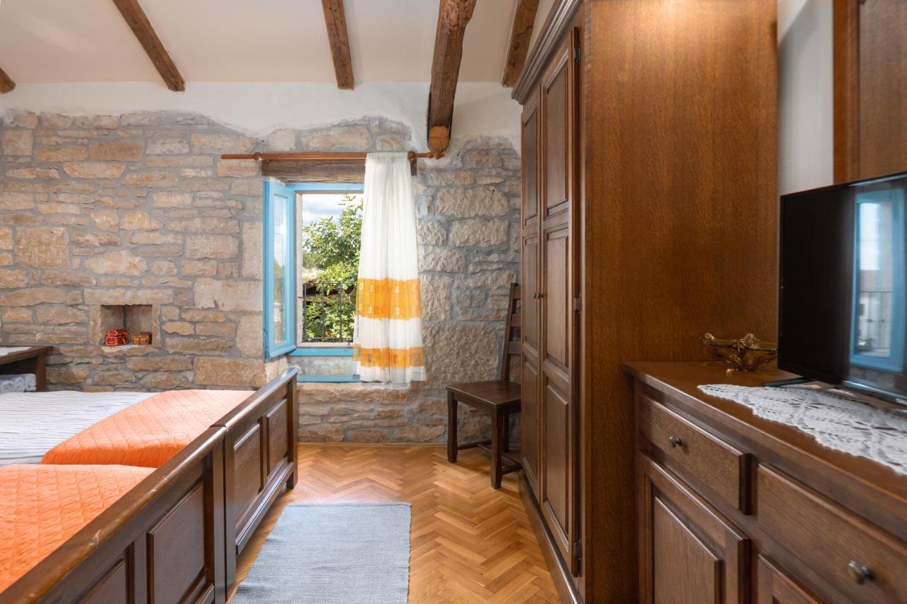 Villa Janko Sveti Lovreč Pazenatički Екстериор снимка