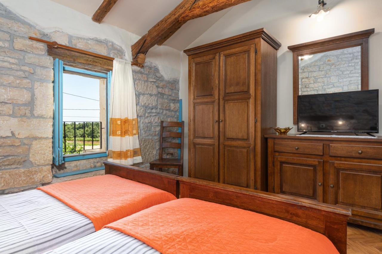 Villa Janko Sveti Lovreč Pazenatički Екстериор снимка